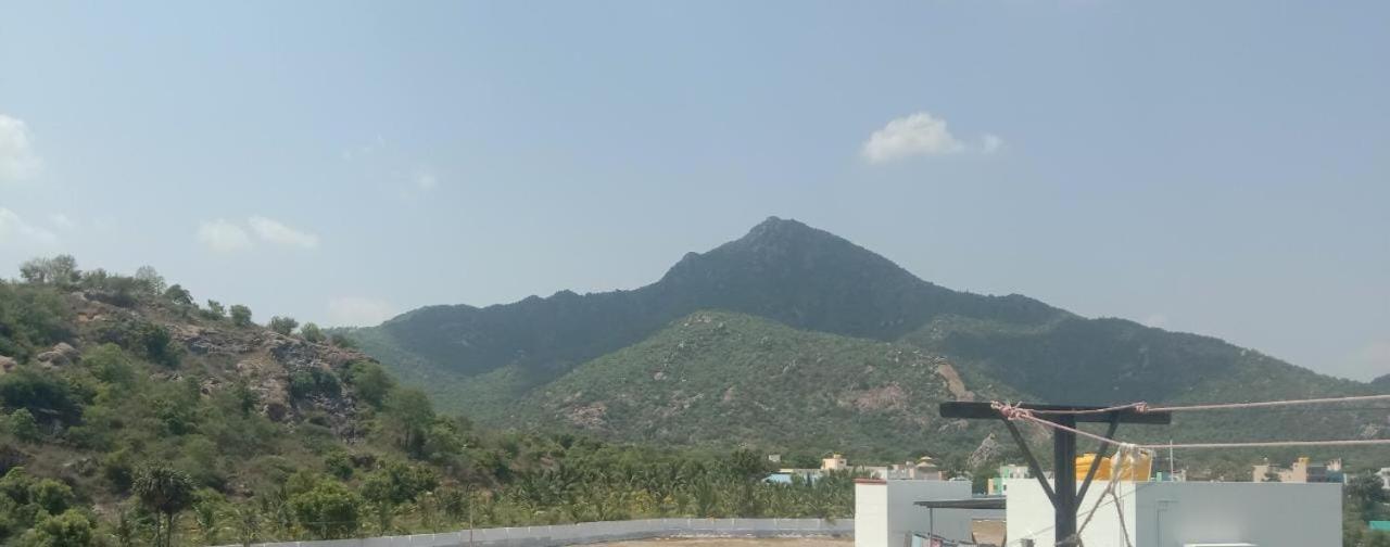 Thiru Arunai Guest House Tiruvannamalai Exterior photo